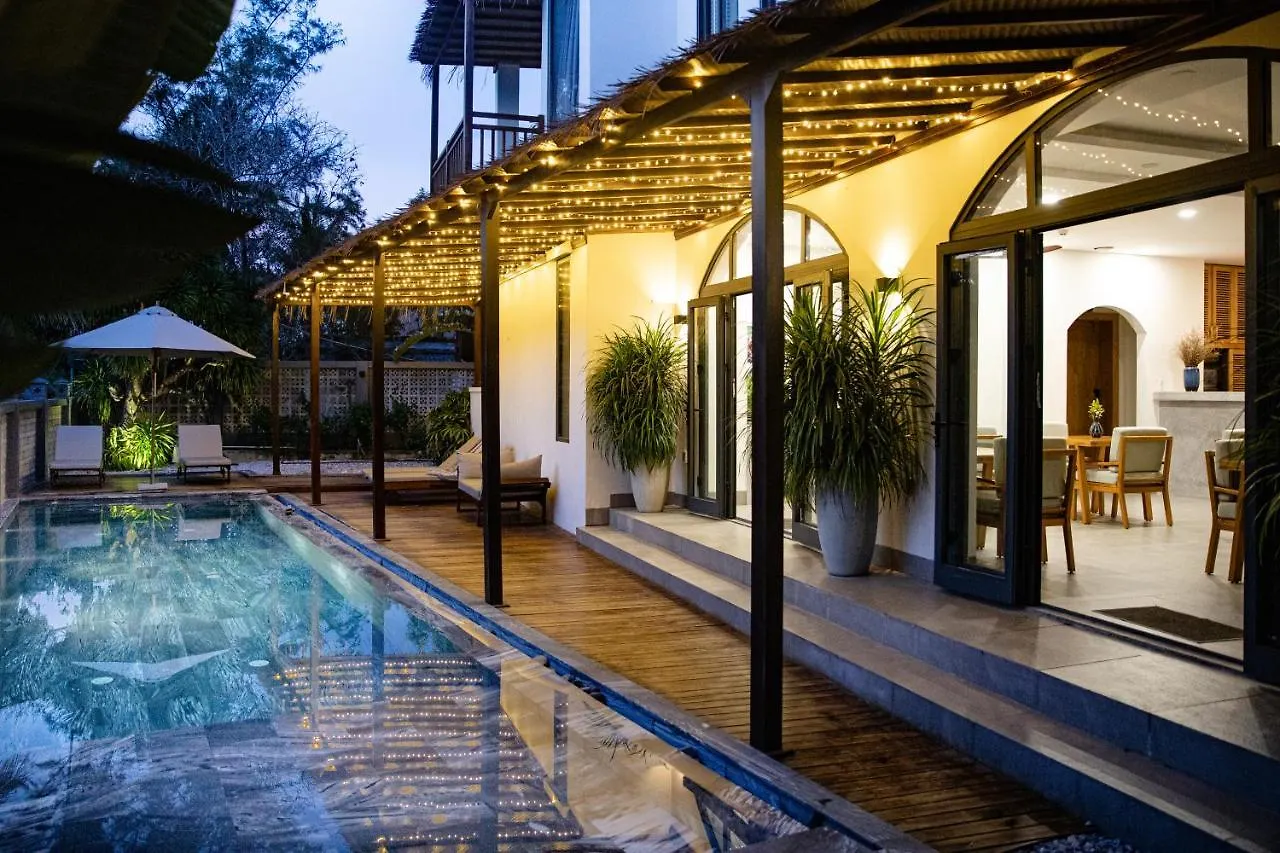 The Watermark Beachside Hotel Χόι Αν