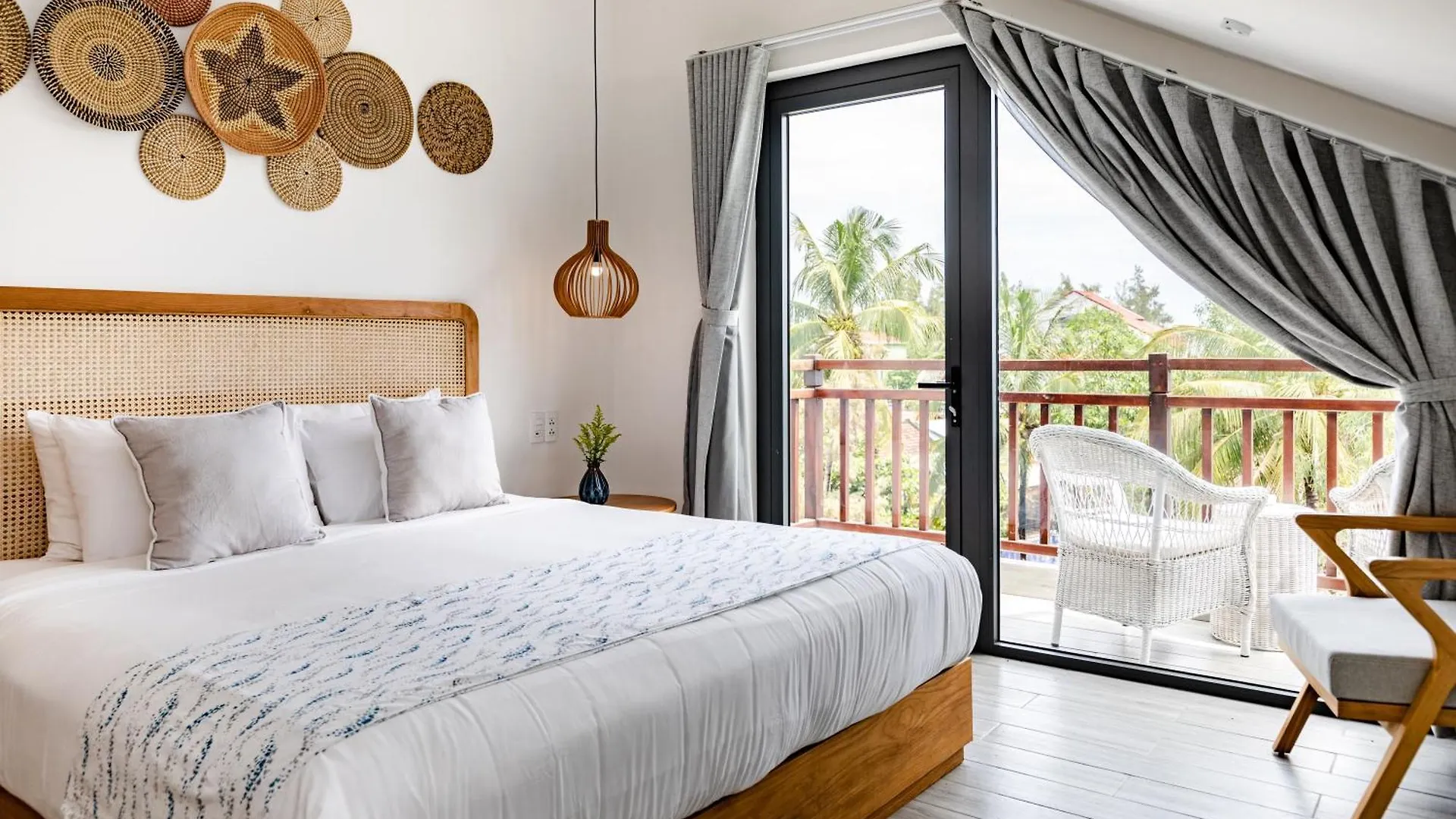 The Watermark Beachside Hotel Χόι Αν