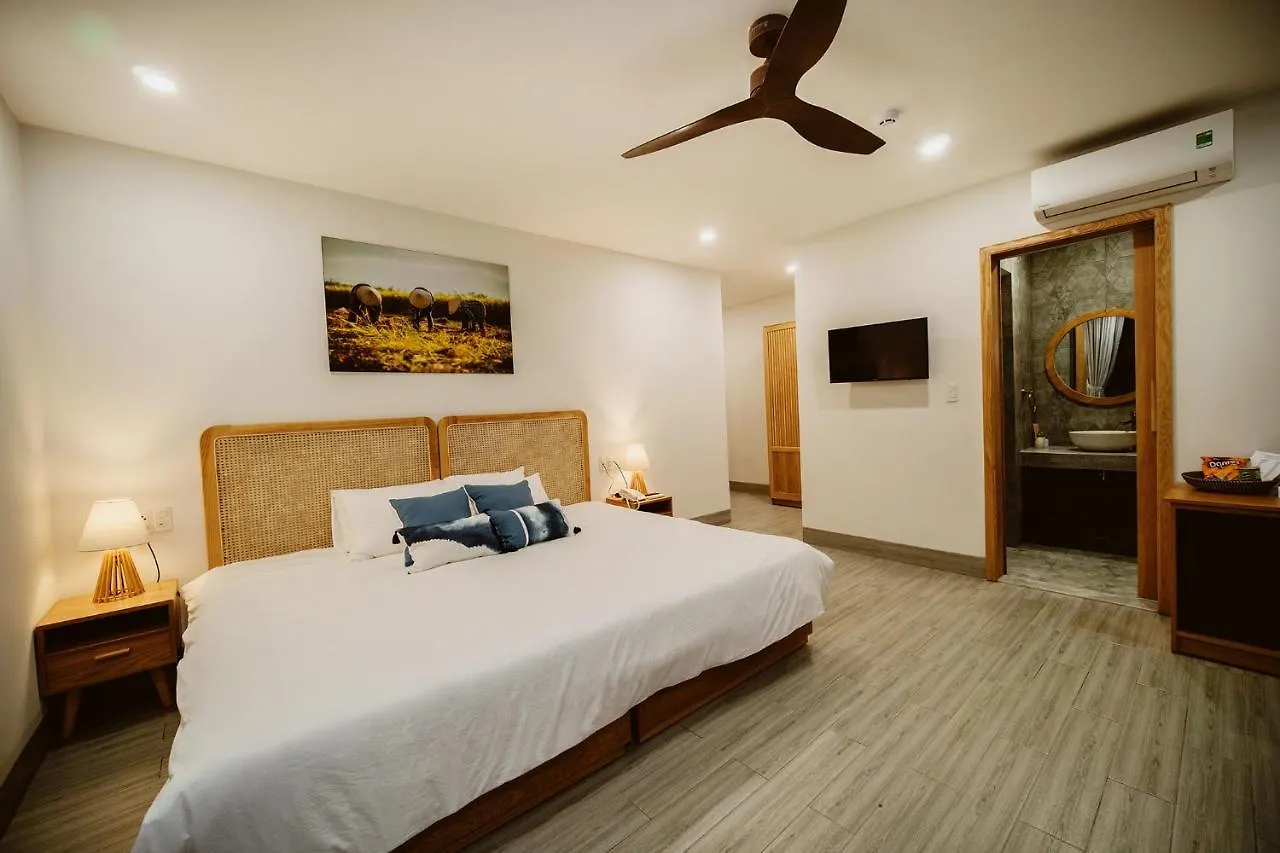 The Watermark Beachside Hotel Χόι Αν