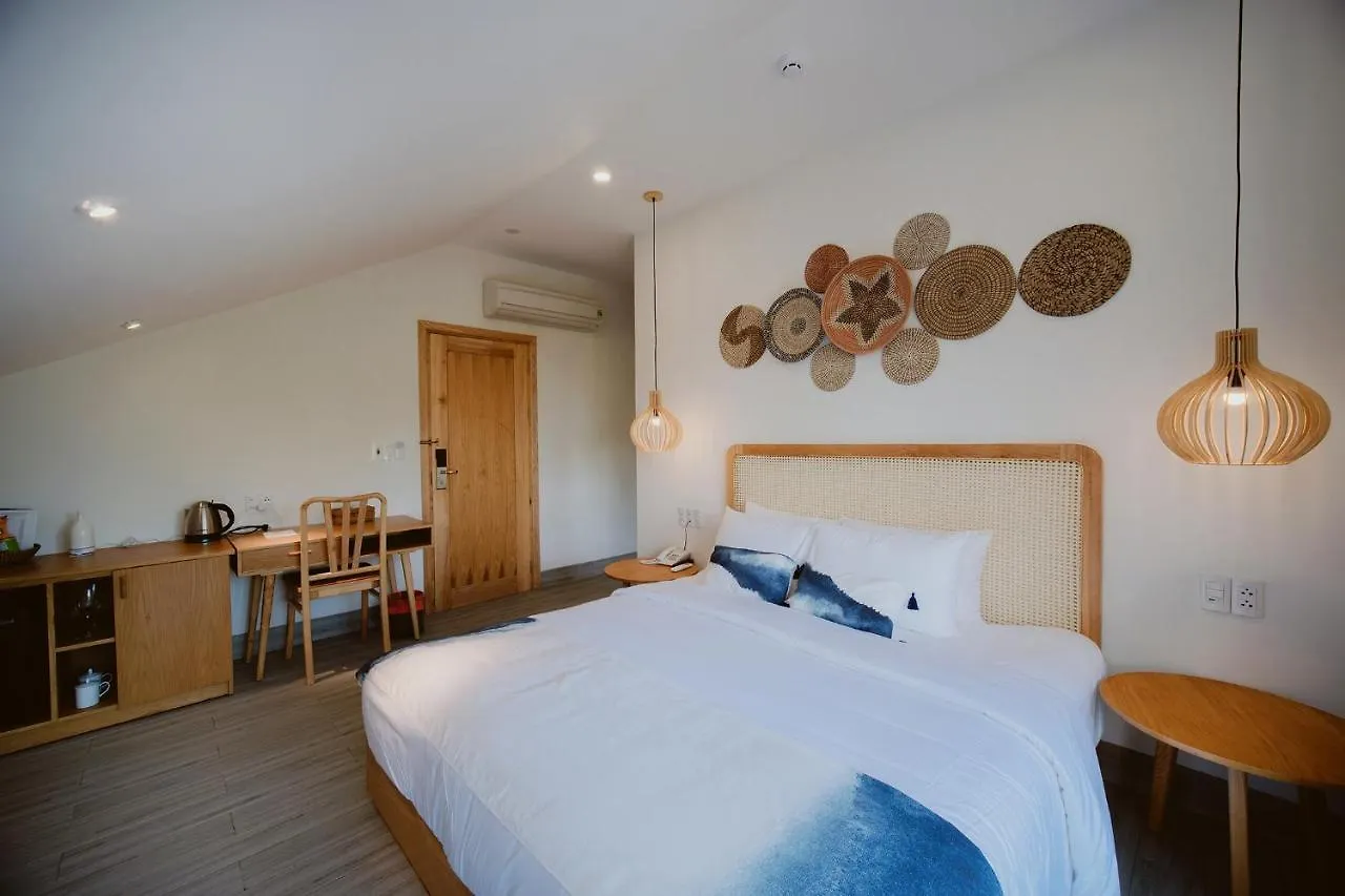 The Watermark Beachside Hotel Χόι Αν